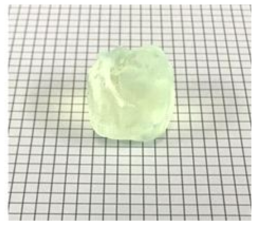 3D 프린터로 제작된 인공 종양 모형 플라스틱 섬광체 모습