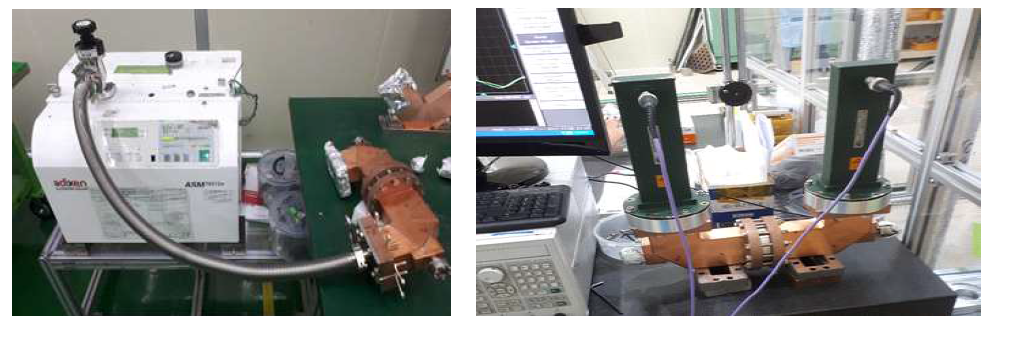 제작된 출력창의 Cold Test 모습 : (왼쪽)Leak Test (오른쪽)RF Test