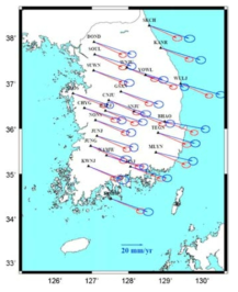 Tohoku-Oki 지진이후에는 우리나라에서의 지각이동 방향이 지속적으로 변화. 적색 및 청색원은 Stage A 및 B에 해당