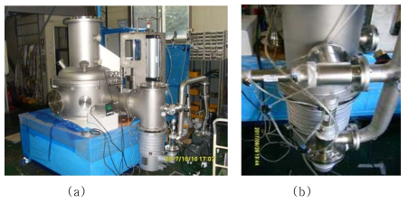 용해챔버 진공장치 모듈 제작 (a) 용해챔버와 진공펌프 조립 (b) 진공배관 개폐 밸브 조립