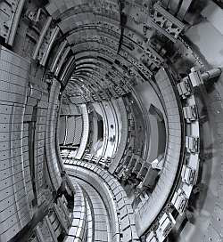 ITER와 같이 텅스텐으로 구성된 EFDA-JET의 토카막