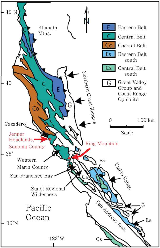 캘리포니아 서부의 지질도와 Franciscan complex를 크게 구분하는 세 벨트. The Eastern belt (E), the Central belt (C), 그리고 the Coastal belt (Co)로 구분되어있다. 본 연구의 연구지역인 Jenner headland와 Ring mountain은 붉은색으로 표시되어있다 (modified after Raymond and Bero, 2015)