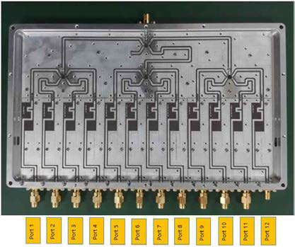 제작된 동일 위상을 갖는 12-way 분배기 모듈