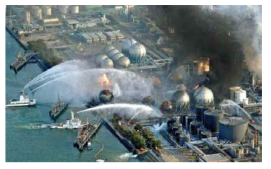 일본 코스모 석유 공장 폭발