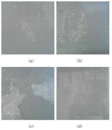 에폭시-실리카 혼성 결합제의 경화 온도와 기질인 PVC와의 안정성. 에폭시-실리카의 혼합 비율은 7:3이었으며, 코팅두께는 150 μm. (a) 25 ℃ 4시간 건조 후 세척, (b) 60 ℃ 4시간 건조 후 세척, (c) 60 ℃ 1시간 건조 후 세척, (d) 25 ℃ 24시간 건조 후 세척
