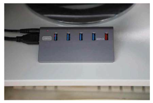 회의실 컴퓨터용 USB 허브
