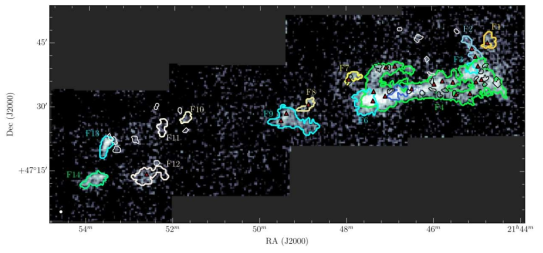 IC5146에서 찾은 필라멘트와 고밀도 분자운핵(빨강 삼각형)의 분포