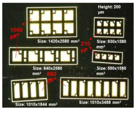 다양하게 설계 및 제작된 trench capacitor 제작 사진