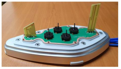 중앙부에 위치한 wave 2 x2 MIMO antenna 내부 형상도