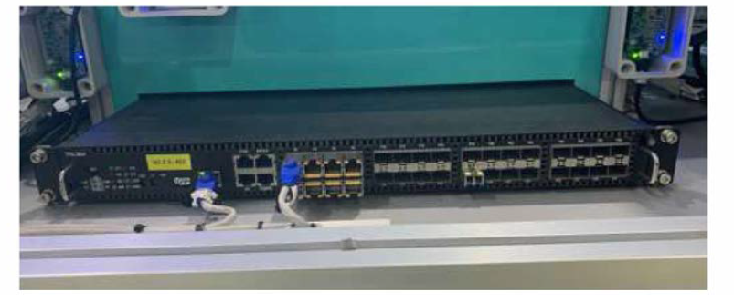 실시간 데이터 연동을 위한 장비에 설치되어 있는 TSN 스위치
