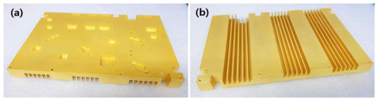 발열 문제 해결을 위해 설계하고 제작한 임의파형 증폭기 지그 사진:(a) 앞면, (b) 뒷면
