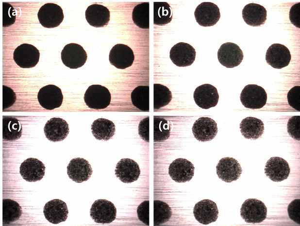CNT 페이스트 에미터 제작과정에서의 현미경 이미지. (a) 건조 및 소성, (b) 1차 표면처리, (c) 진공열처리, (d) 2차 표면처리