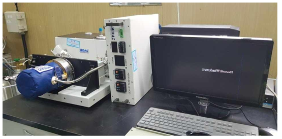 FT-IR spectroscophy (Medeol : MAIDAC I-4001)