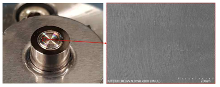 가공된 비구면 미세패턴 금형 코어의 모습과 미세패턴의 전자현미경 분석 이미지