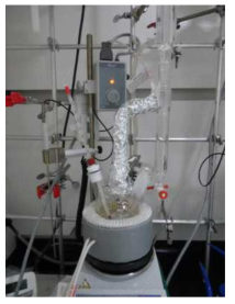 The Dean-Starck reaction apparatus for dibutyl undecanedioate