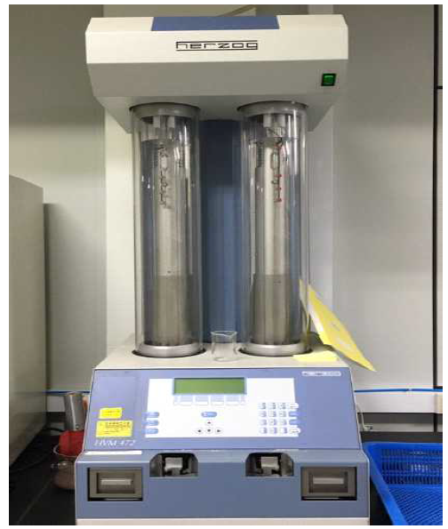 The measurement of viscosity index