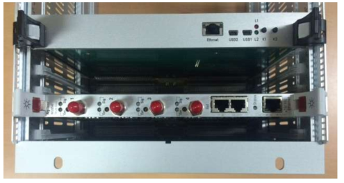 구현된 수신보드 IMLVMCP4U-LSIF 와 N1225A 가 VME 랙에 설치된 모습