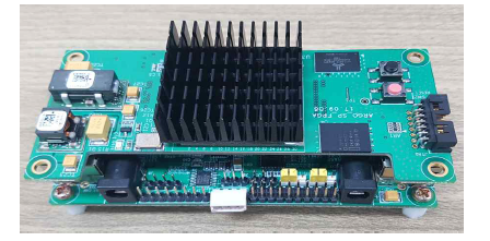 차량 장착이 용이한 소형 FPGA 개발 보드