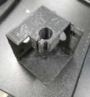 3D 프린터로 제작한 galvanomter holder
