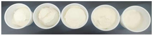 저지, 홀스타인 우유의 혼합비율에 따른 아이스크림의 외관 * 왼쪽부터J0. 25, 50, 75, 100