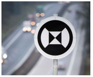 독일 자율주행 교통안전 표지 출처 : gettyimage.com
