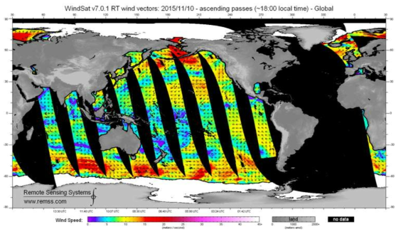 본 연구에서 이용한 전구에서의 WindSat 해상풍 자료: WindSat 위성의 경우 관측 폭(Swath)이 넓어서 태풍 씨앗 시스템 영상을 분석하는데 적합함