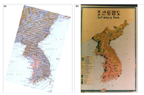 (a) 선 수행된 연구에서 사용된 토양도(FAO-Unesco의 Soil map of the world), (b) 본 연구에서 사용된 토양도(조선토양도)
