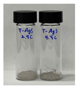 Chemical bath deposition 반응으로 합성한 TiO2-Ag2S 사진