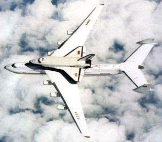 AN-225기를 이용한 부란의 운송