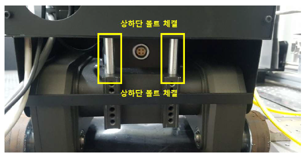 이동 로봇 플랫폼과 이중 영상계측장치 연결부