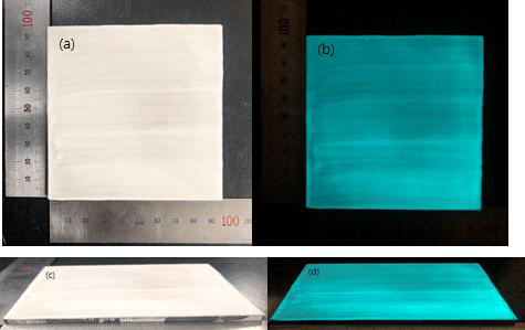 제작된 TiO2/SiO2/Sr4Al14O25:Eu2+,Dy3+(Phosphor) 발광 광촉매 타일(10cm×10cm×0.5cm) 시제품