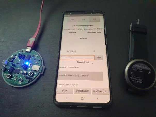 주변장치 (peripheral)로서의 임베디드 장치, 웨어러블 기기를 동시 제어하는 Central Device 예시