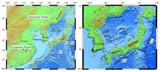 (a) Plate boundaries in NE Asia (modified from Taira 2001). PA, PP, and OP = Pacific, Philippine Sea, and Okhotsk Sea plates; SI = Sakhalin Island; ISTL = Itoigawa-Shizuoka Tectonic Line. (b) Physiography of the East Sea (Japan Sea). The red rectangle indicates the area with detailed bathymetry of the Korean margin shown in 그림 1-2. JB, UB, and YB = Japan, Ulleung, and Yamato Basins, respectively; NKP = North Korea Plateau; SKP = South Korea Plateau; OK = Oki Bank; YM = Yamato Bank; SI = Sakhalin Island; NT = Nankai Trough; JT = Japan Trench; KS = Korea Strait; TS = Tsushima Strait