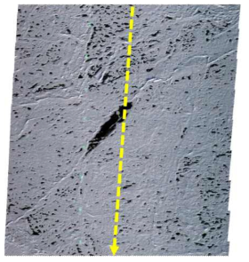 본 연구에서 활용한 IceBridge의 CAMBOT 항공영상. 노란색 점선은 ICESat-2의 관측 경로