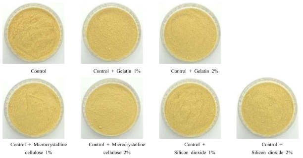 Photograph of sweet potato powder with added forming agents