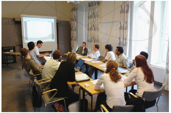 2006년 WNU SI 그룹 토론 모습