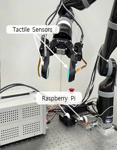 실환경 셋업: Kinova Gen2, Robotiq F-85, GelSlim3.0